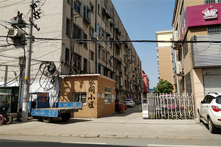 城东都市绿洲2室2厅1卫92m2简单装修